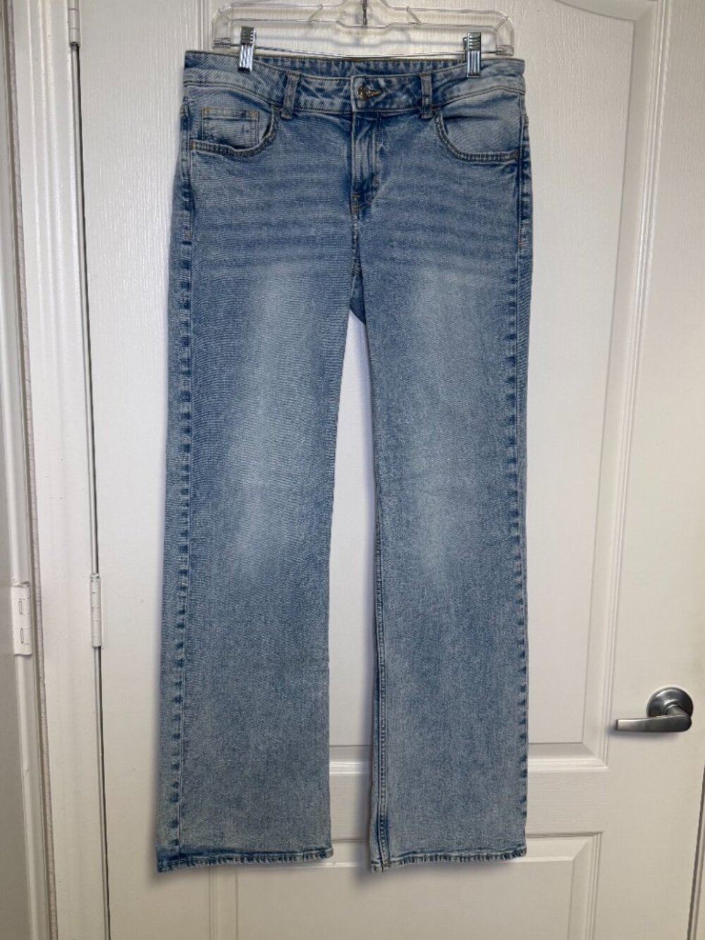 Divided H&M Straight Leg Jeans Medium Wash Mid Rise Denim Size 8
